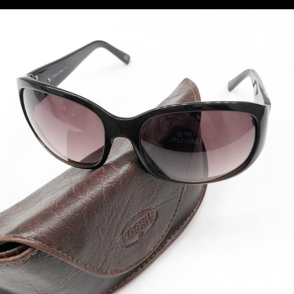 Fossil “Long Live Vintage” brown sunglasses